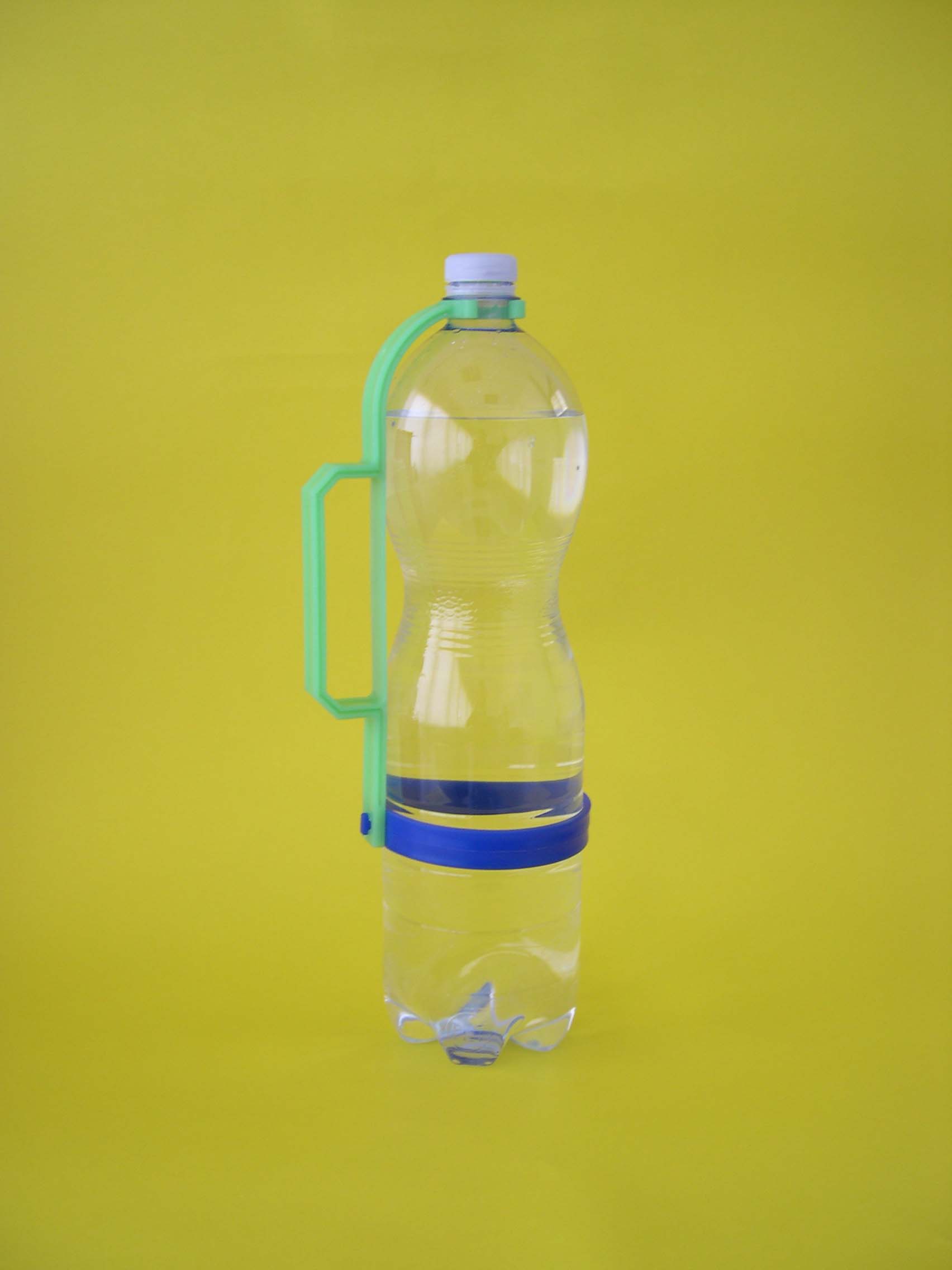 Manico porta bottiglie rotondo in plastica 